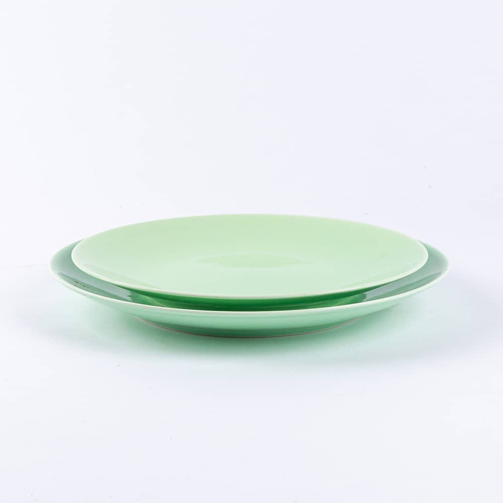 assiette à dessert ronde en porcelaine verte