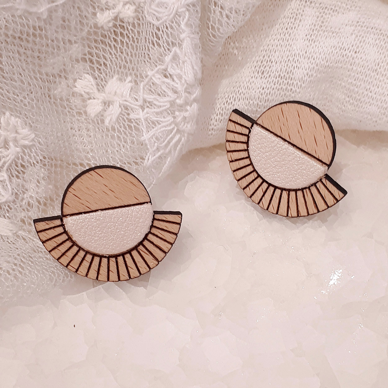 Puces d'oreilles AZTÈQUE Ivoire 2