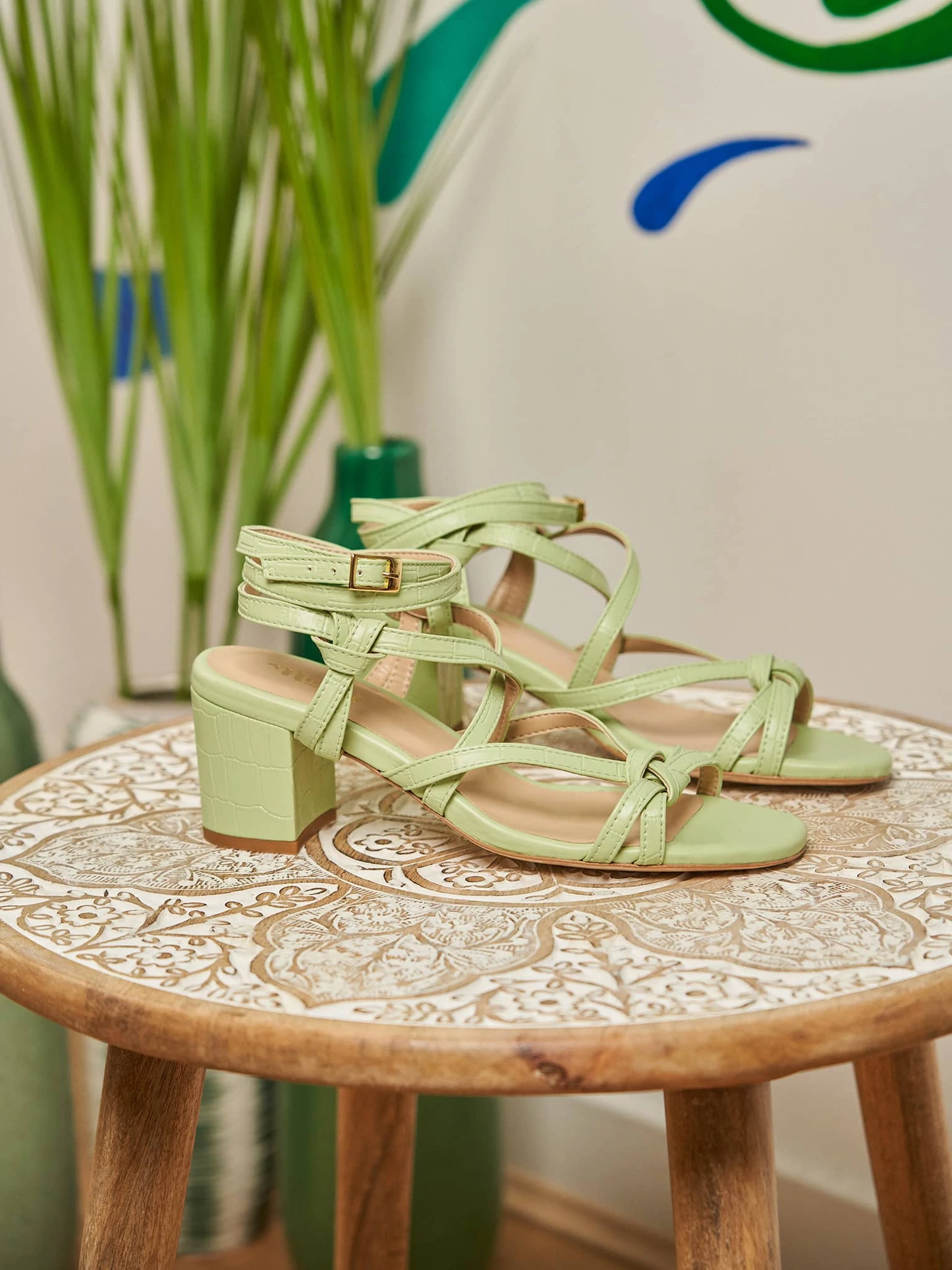 sandales Hoya croco menthe 100% recyclées, végétales et naturelles