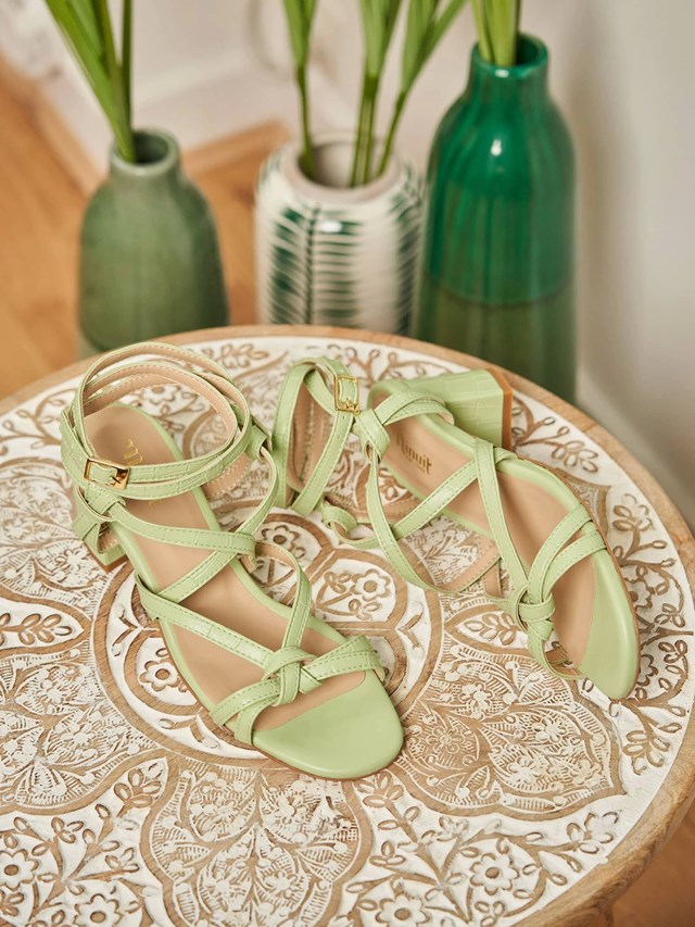 sandales Hoya croco menthe 100% recyclées, végétales et naturelles de face