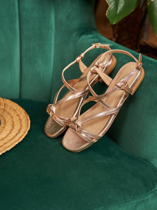 sandales Bornéo rose gold 100% recyclées, végétales et naturelles vue de profil