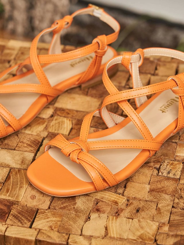 sandales Bornéo mandarine 100% recyclées, végétales et naturelles de près