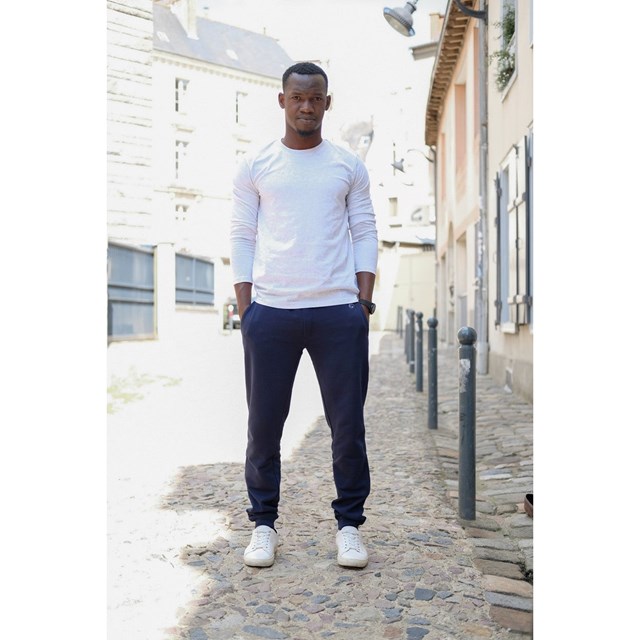 Le jogging moelleux mixte bleu nuit en coton bio 3