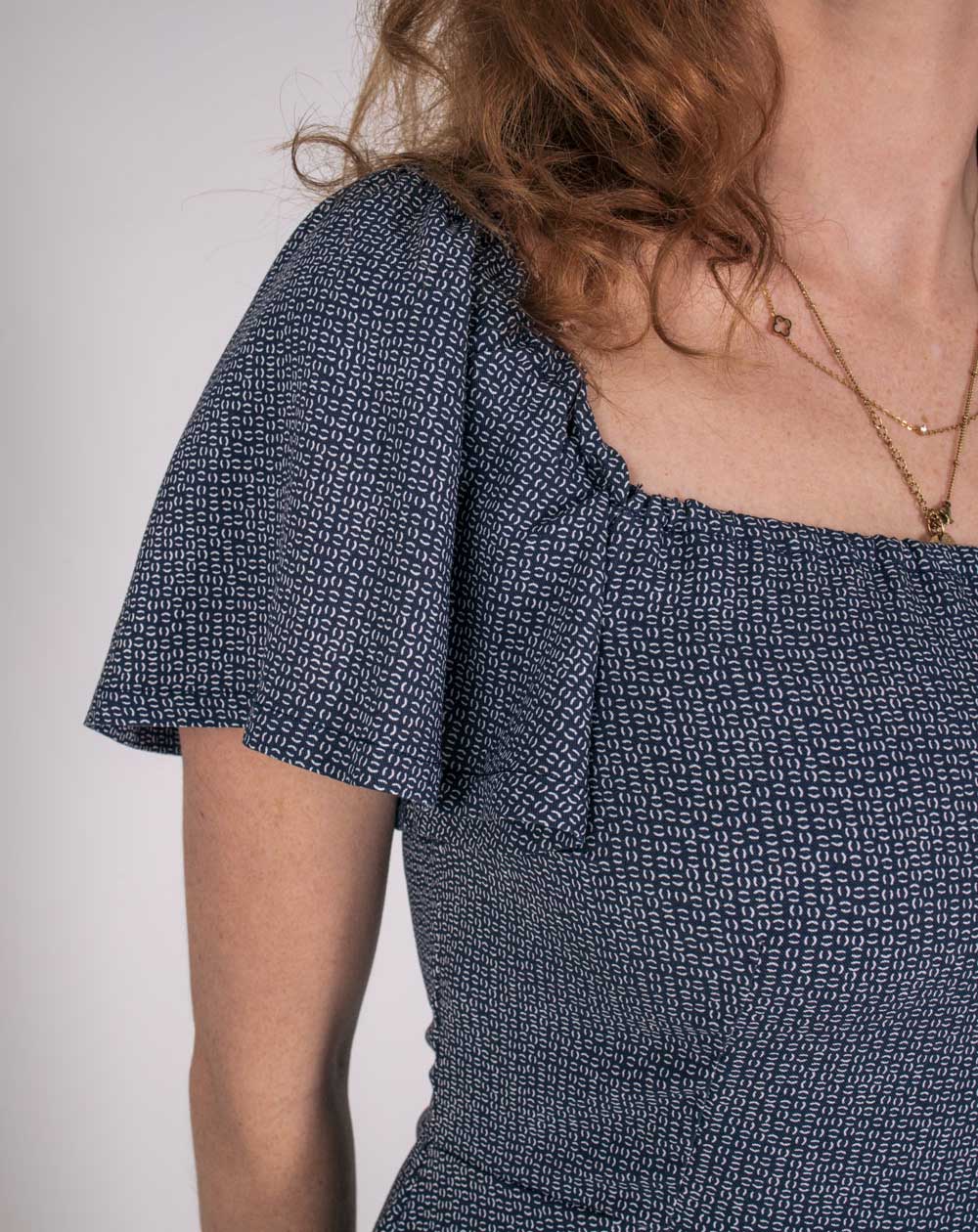 Robe Zéfi col carré manches papillons 100% Ecovero - close up