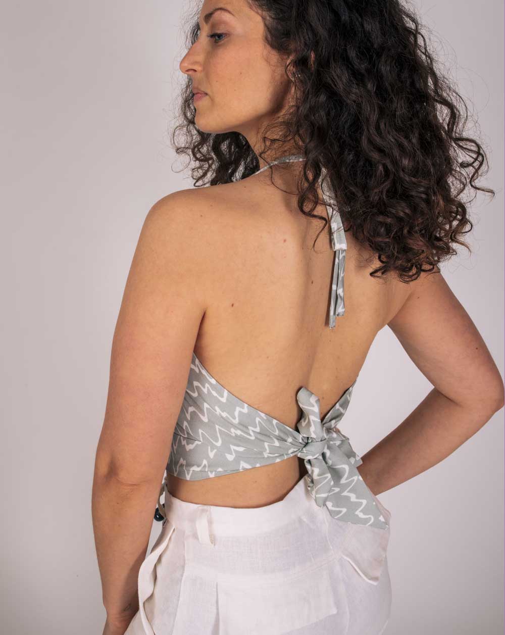 Produit : Top Zessi dos nu 100% Ecovero imprimé vague - dos