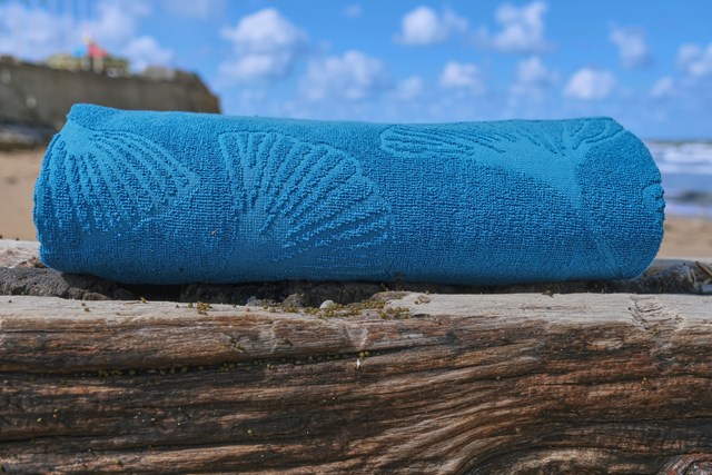 Fouta de Plage "Plume de Paon" en Coton 100 % Biologique. Motif “Fleur de Gingko”  3