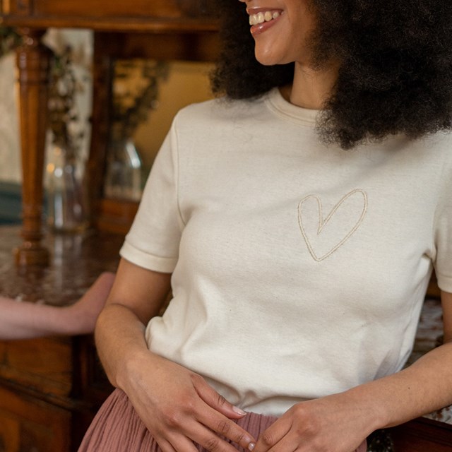 T - shirt femme coton bio fabriqué en France brodé Cœur 2