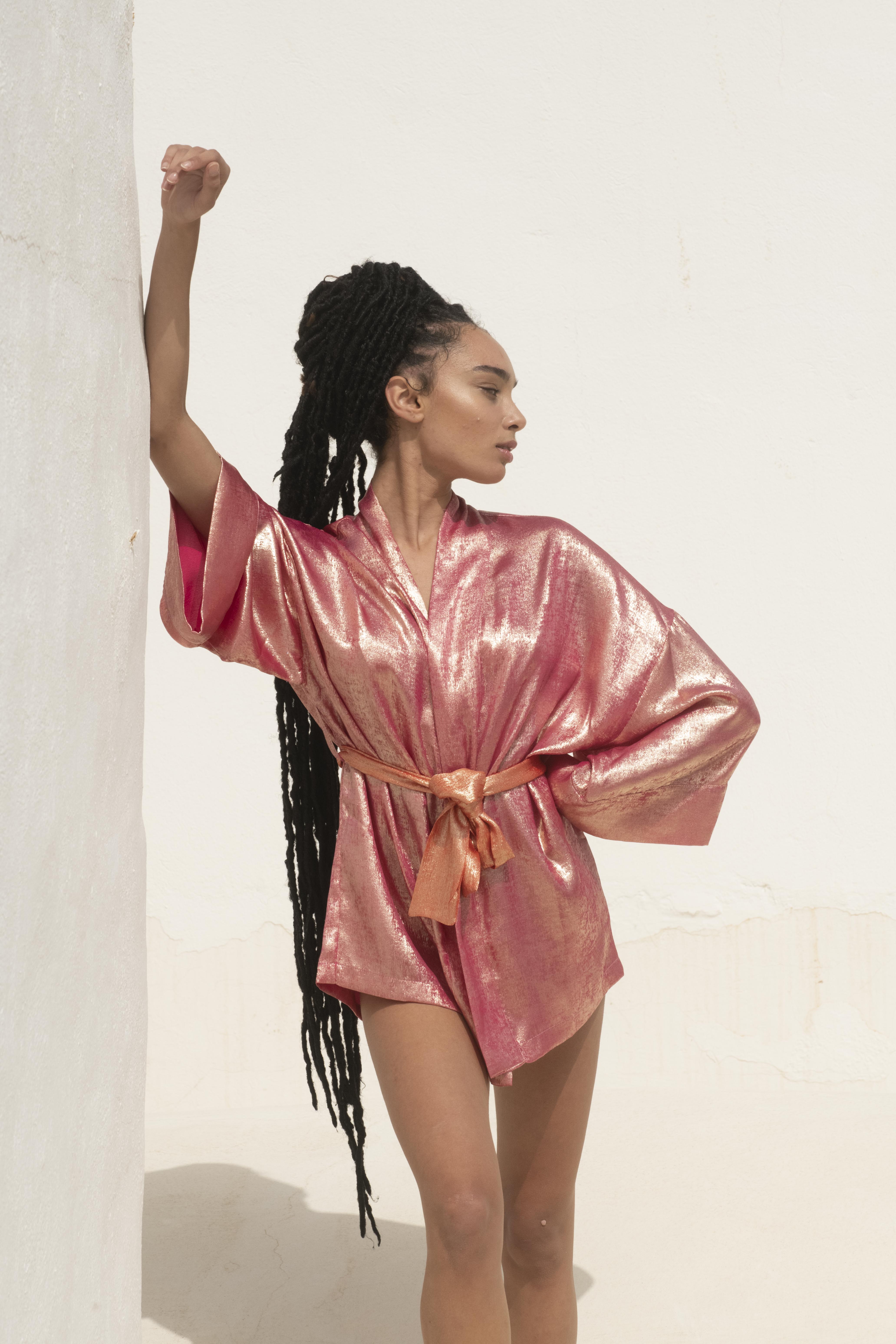 Alicia - Kimono Court Fuchsia 2