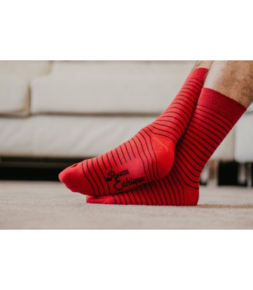 Chaussettes unisexe rouges rayées noires coton bio 6