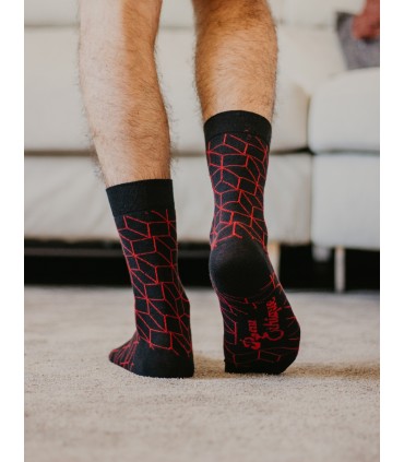Chaussettes noires unisexe imprimés losanges rouges en coton bio 4
