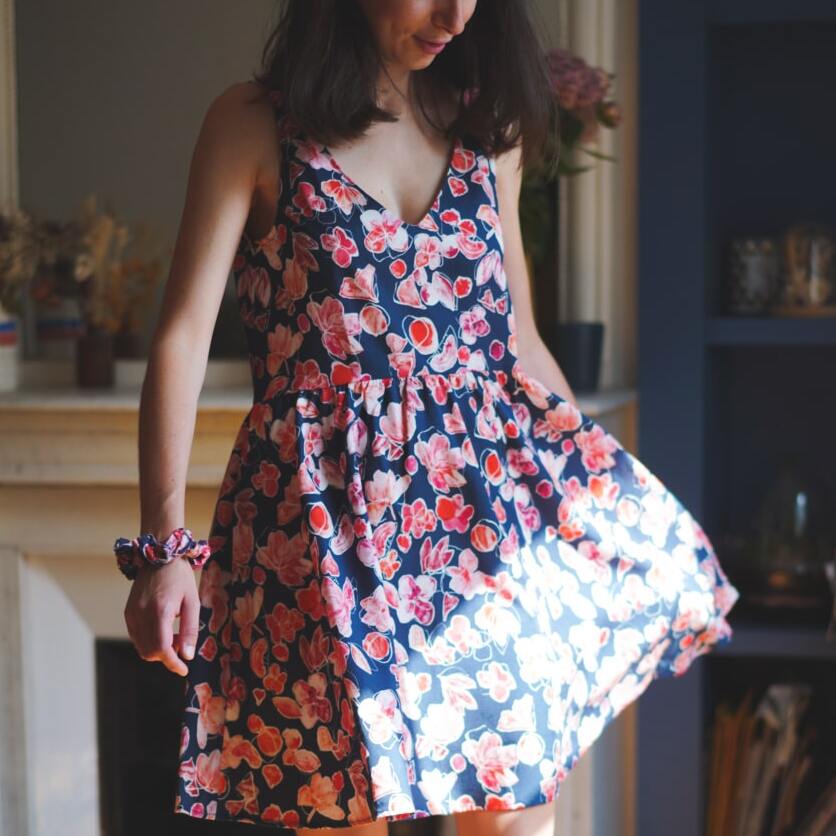 Nêge Paris - Robe jour nuit bleu rouge rose en 100% tencel lyocell certifié oeko-tex