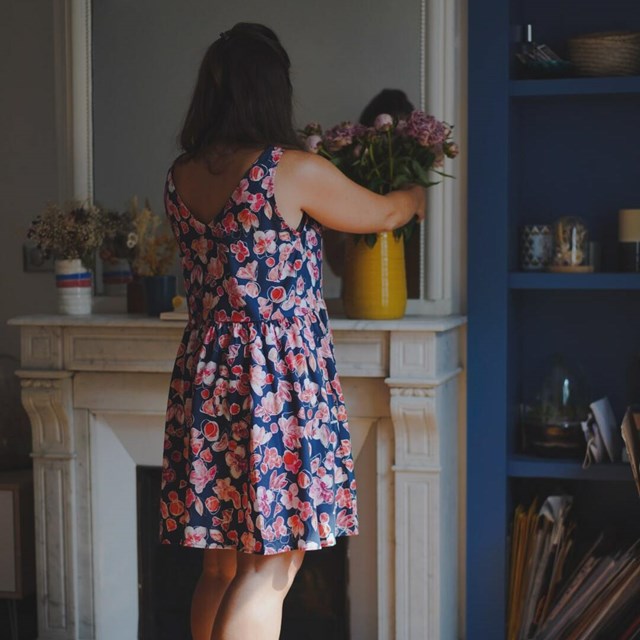 Nêge Paris - Robe jour nuit bleu rouge rose en 100% tencel lyocell certifié oeko-tex