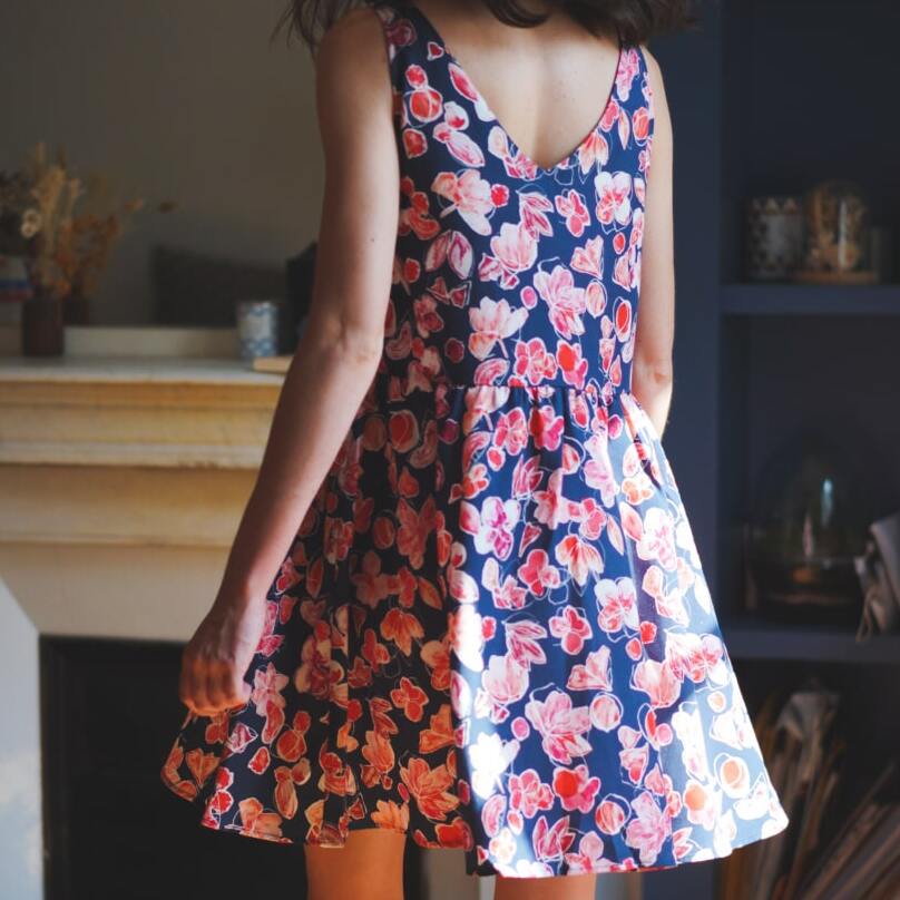 Nêge Paris - Robe jour nuit bleu rouge rose en 100% tencel lyocell certifié oeko-tex