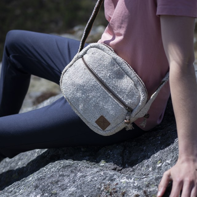 sac à main en chanvre et matières upcyclées