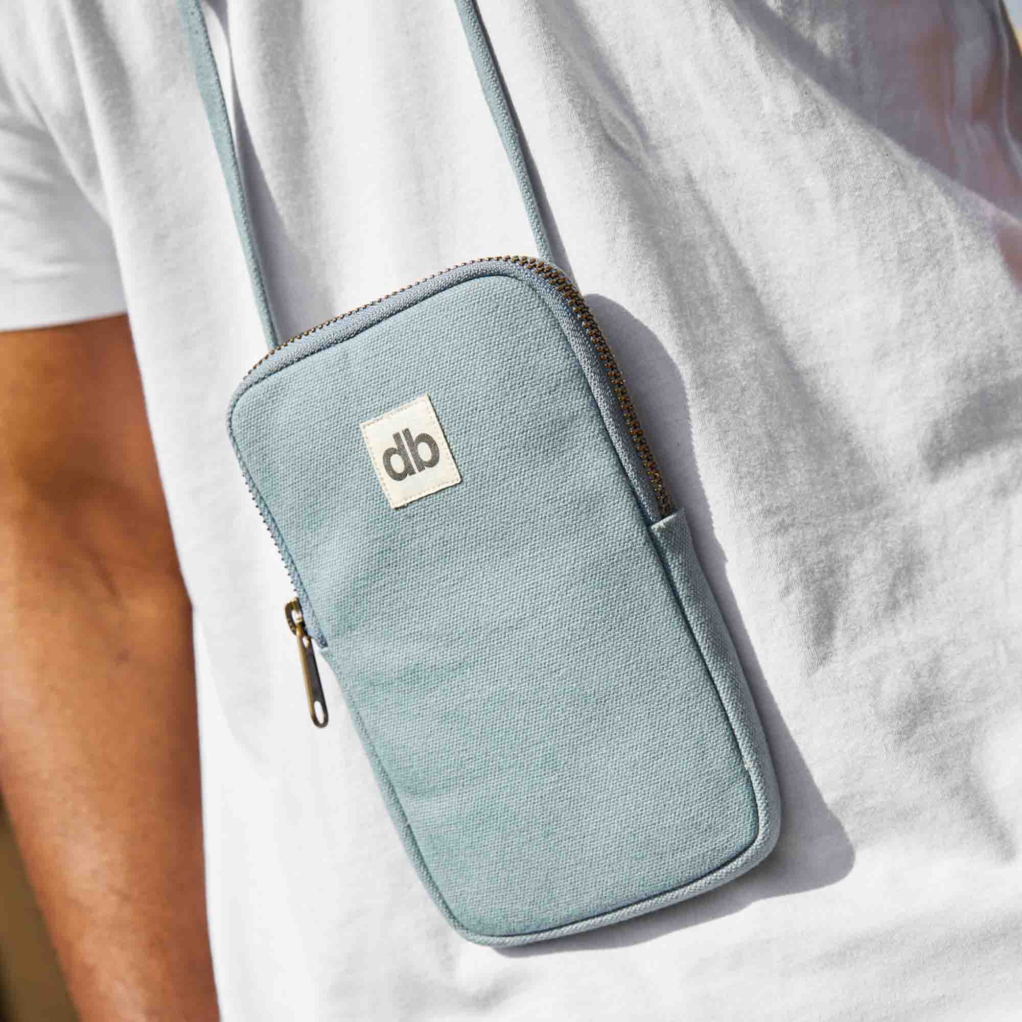 Pochette pour téléphone BILL, vert sauge, coton bio 3