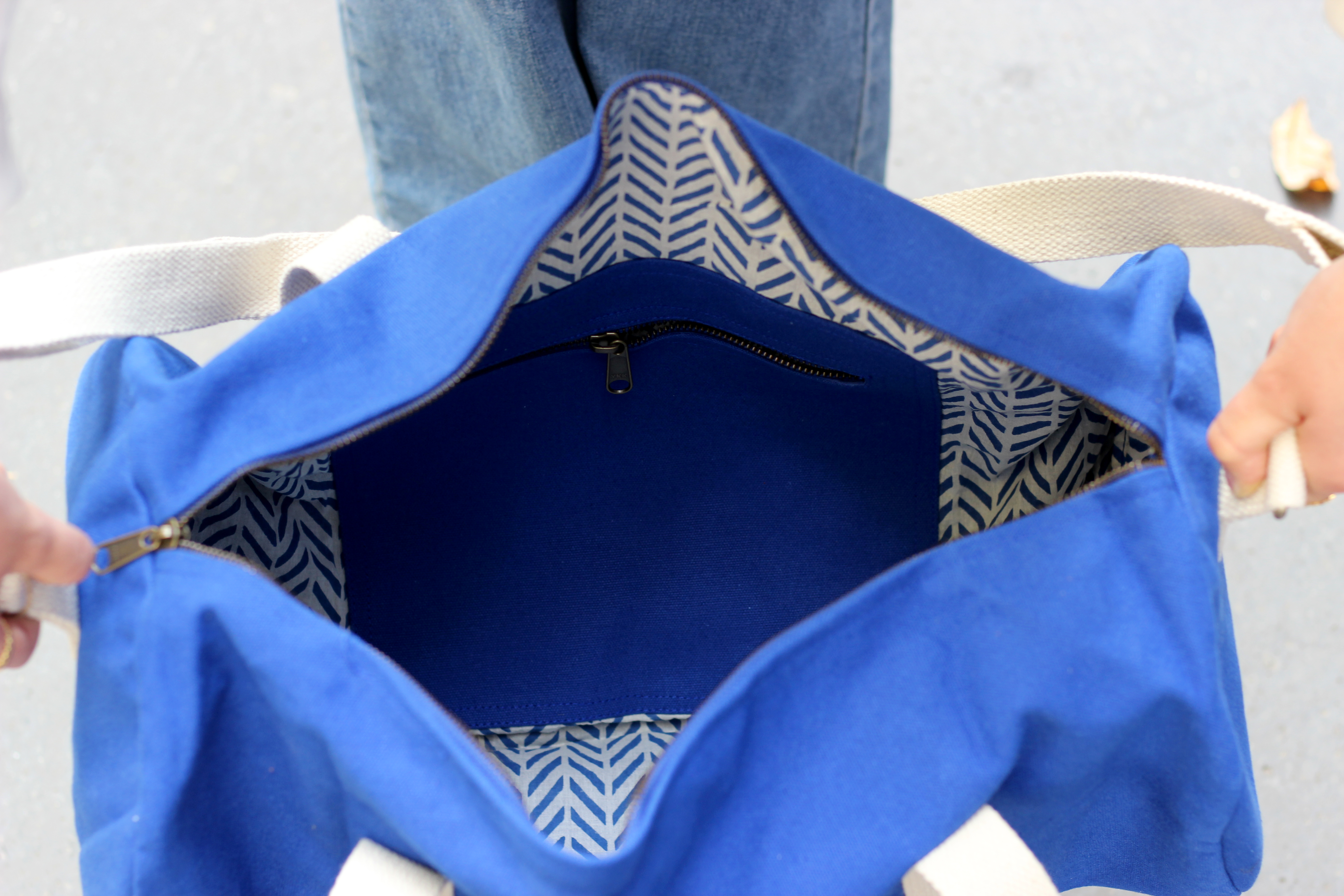 Sac polochon SIMON, avec bandoulière, bleu electrique, coton bio 4