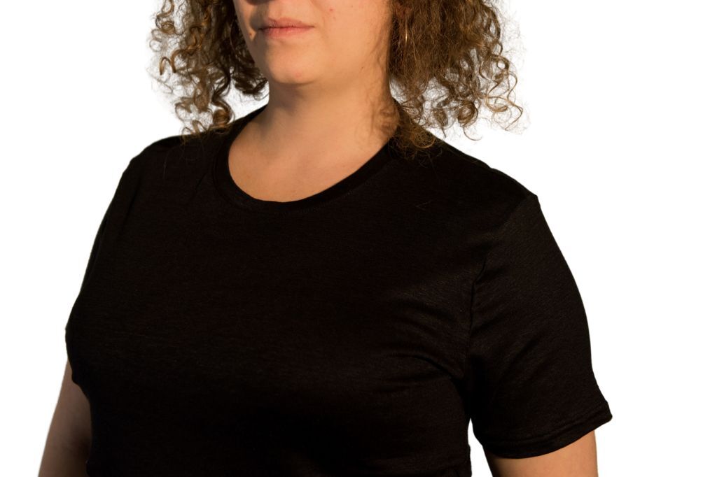 T-shirt en lin bio noir fabriqué en Normandie 4