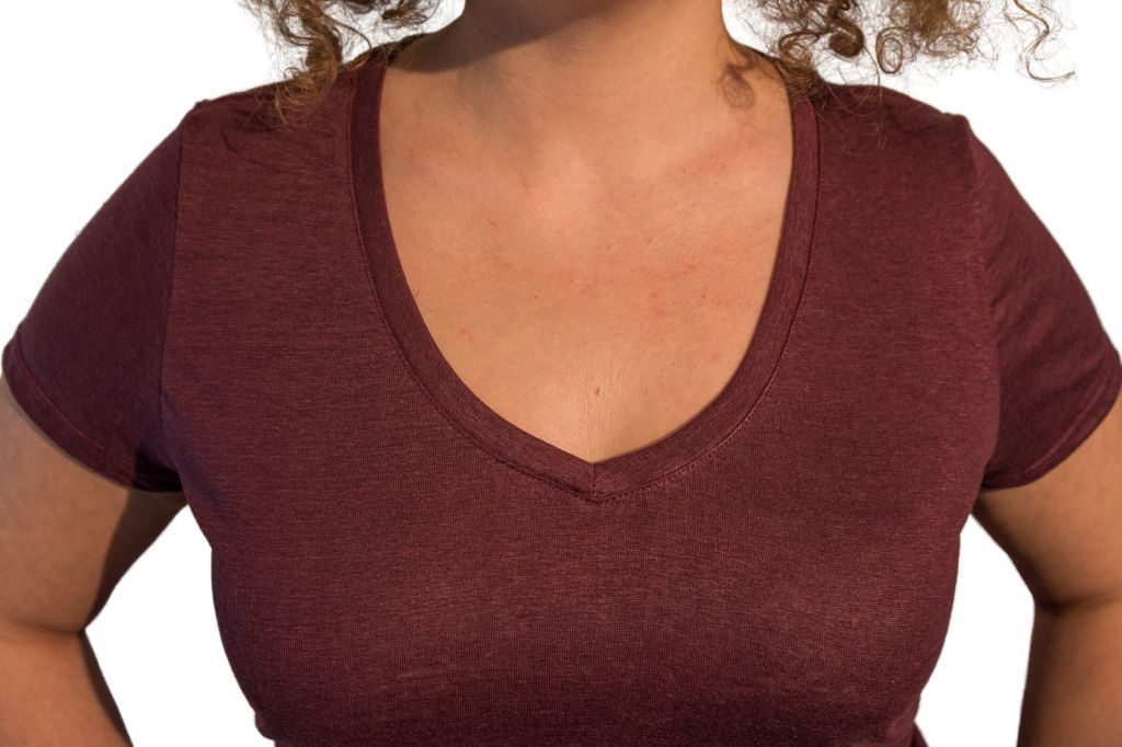 T-shirt en lin bio bordeaux fabriqué en Normandie 7