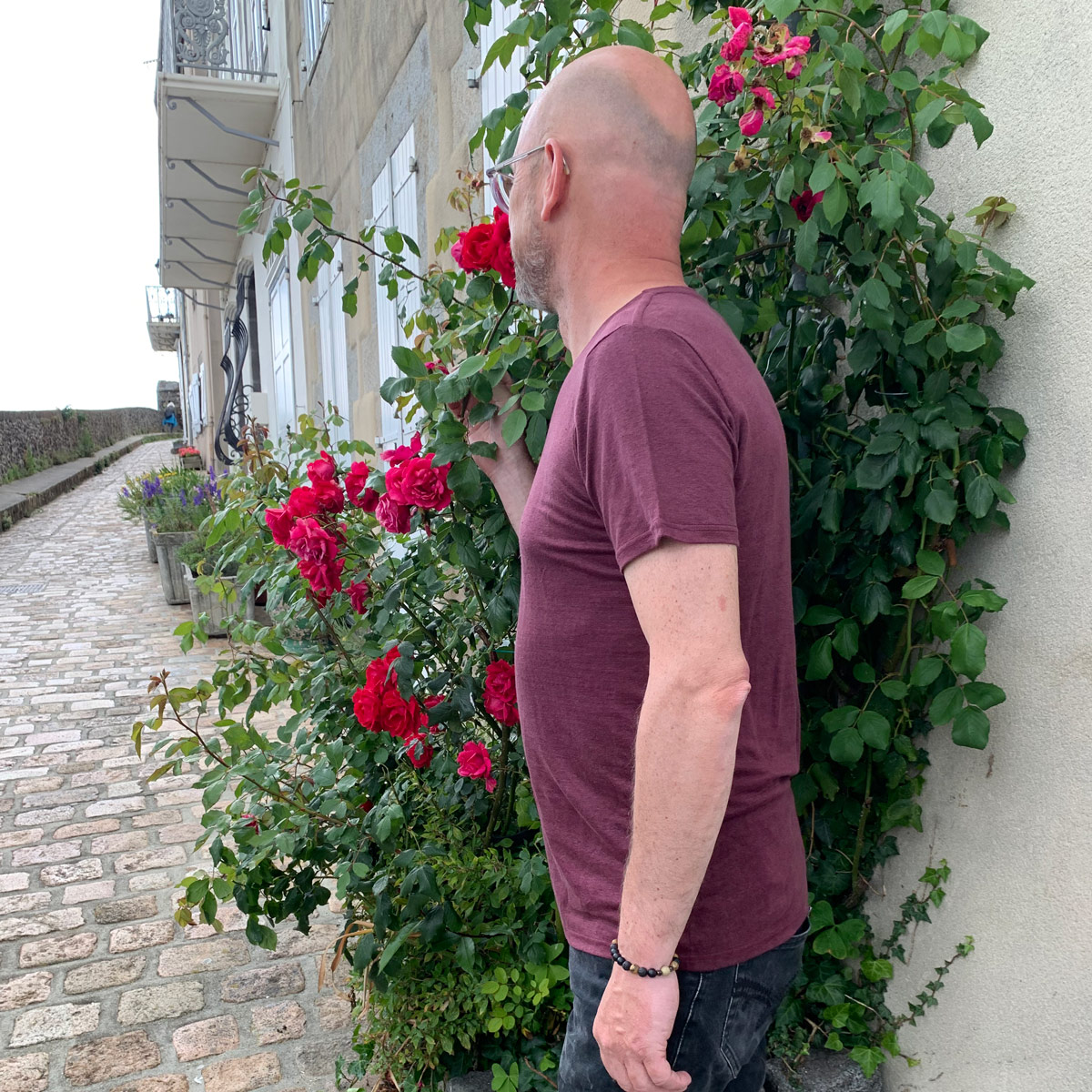 T-shirt en lin bio bordeaux fabriqué en Normandie 5