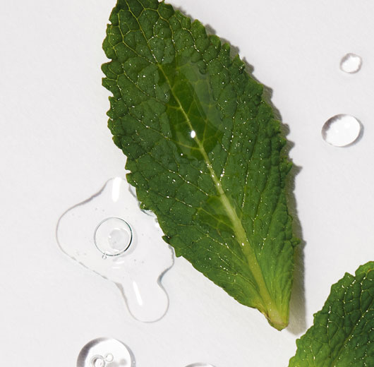 Eau tonique tonifiante et apaisante