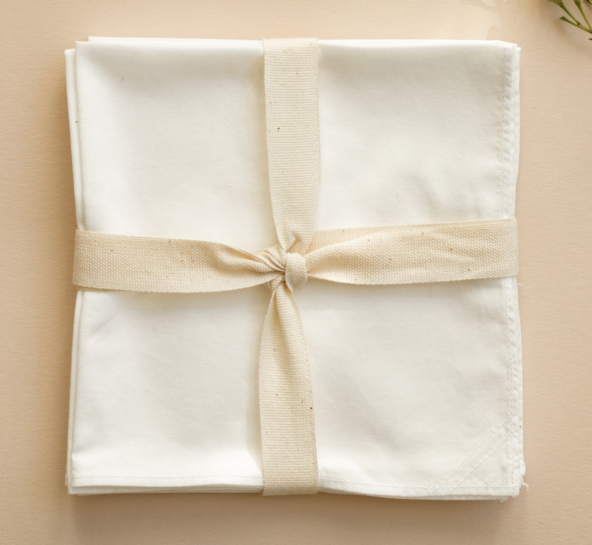 Coffret trio mouchoirs unis. Coton bio, fait à Cholet. 4