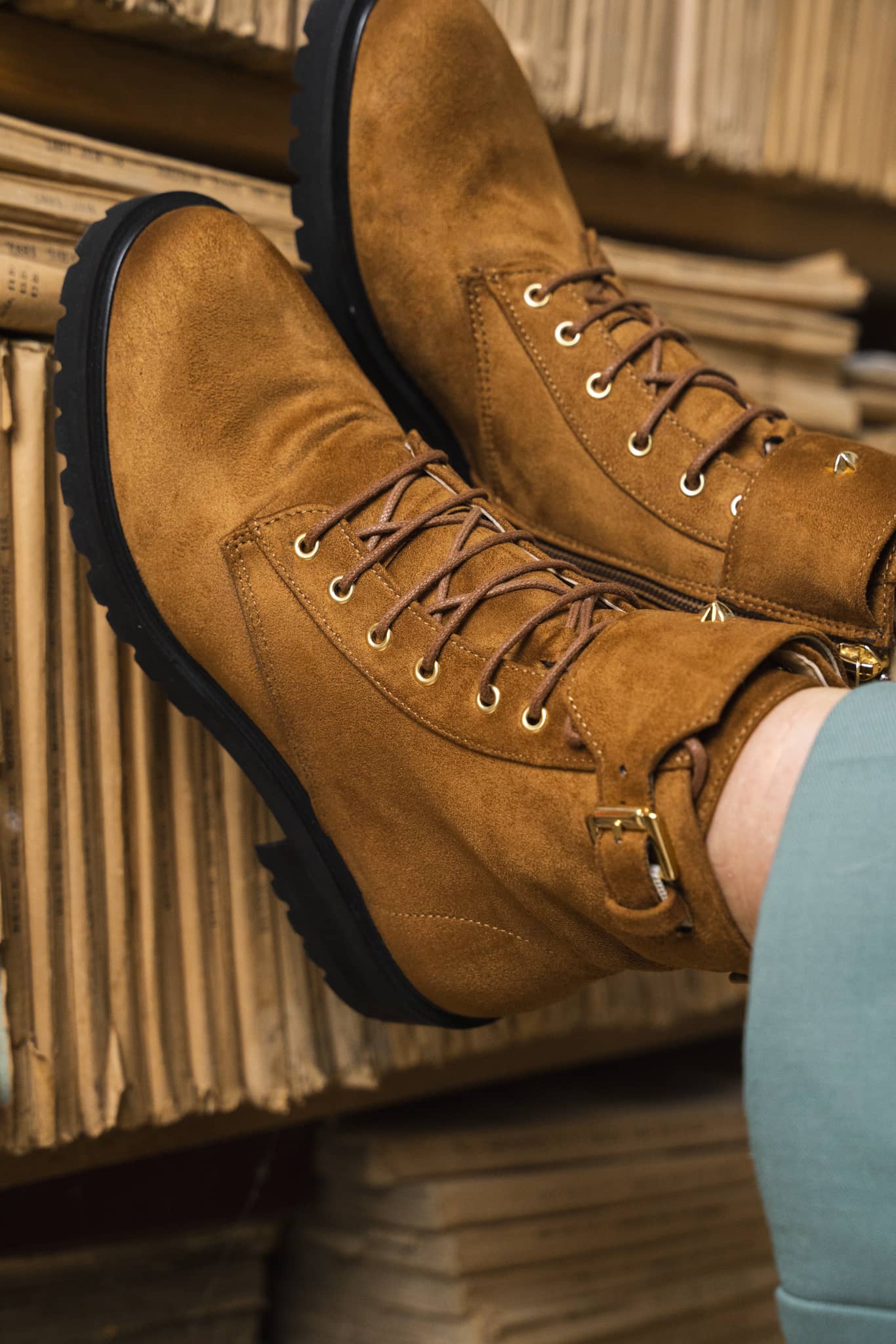 bottines à lacets noisette recyclé avec un talon de 3,5 cm