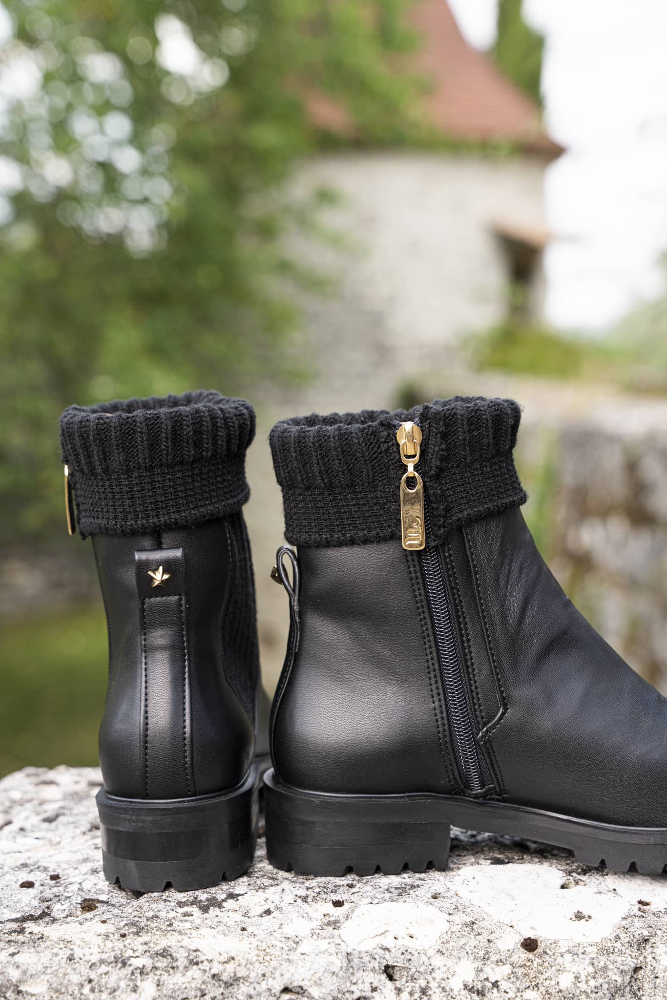 bottines noires vegan avec un talon de 3,5 cm