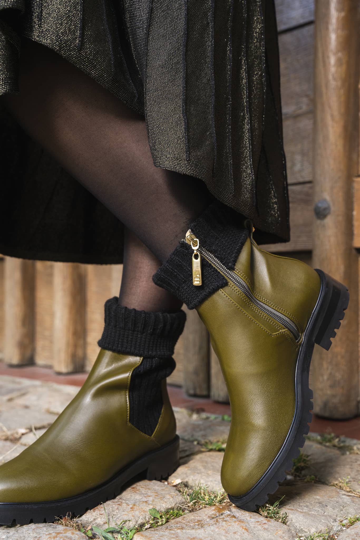 bottines kaki vegan avec un talon de 3,5 cm