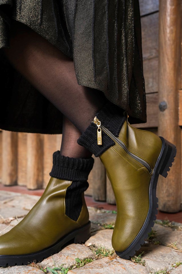 bottines kaki vegan avec un talon de 3,5 cm