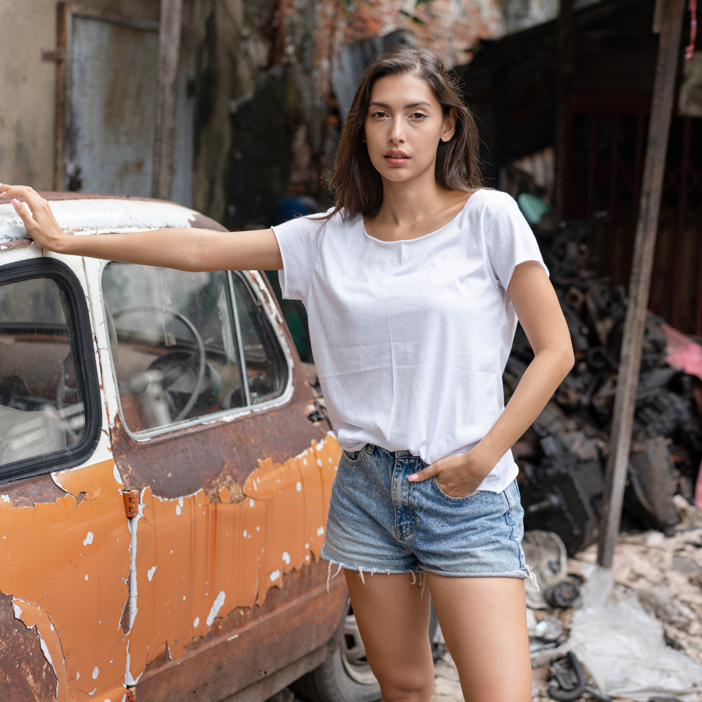 T-shirt Dos V Warunee 2