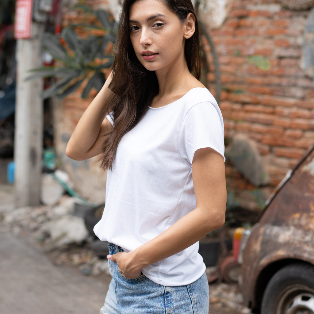 T-shirt Dos V Warunee 4