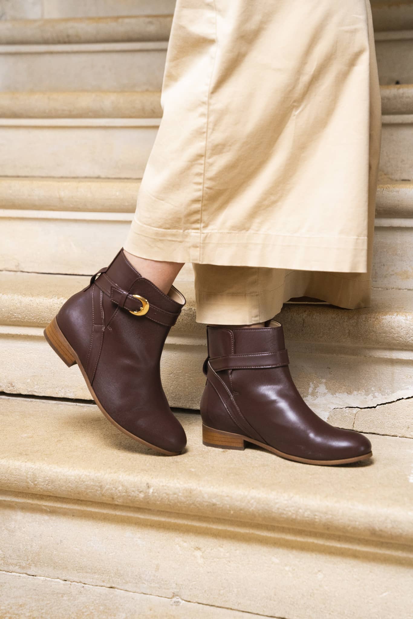 bottines plates chocolat vegan