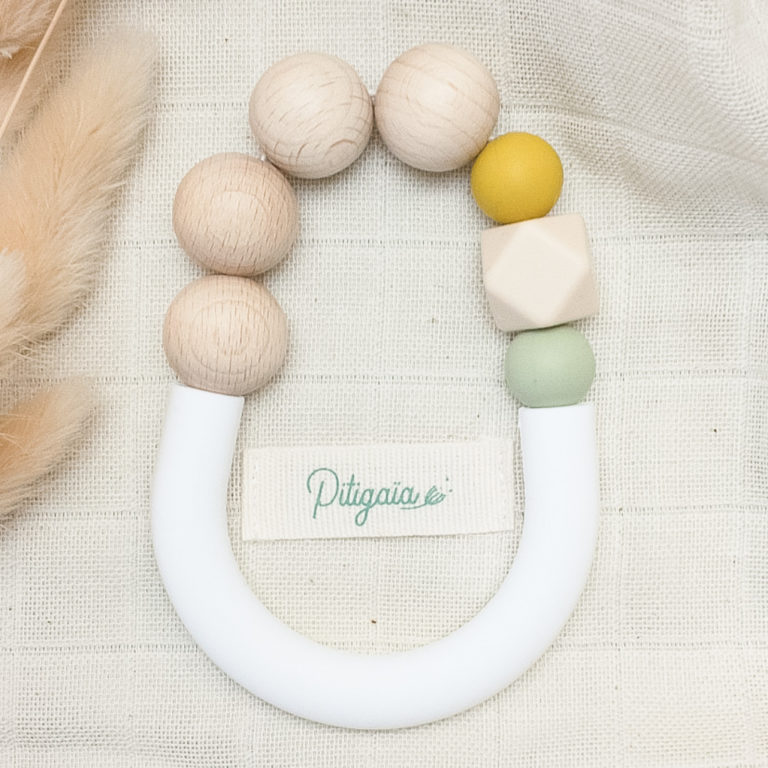 Anneau de dentition en silicone et bois de hêtre 7