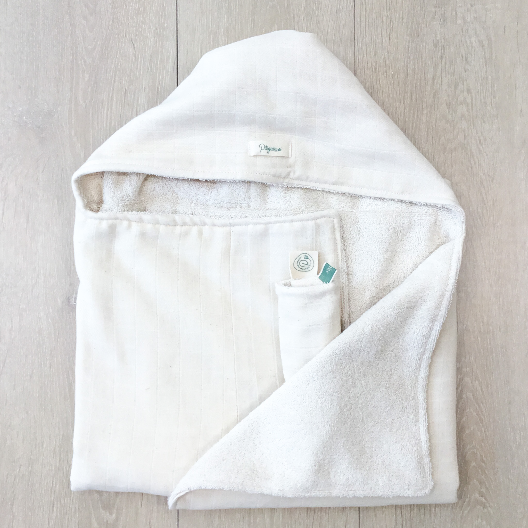Cape de bain 0-5 ans en coton bio certifiée GOTS Pitigaïa écrue