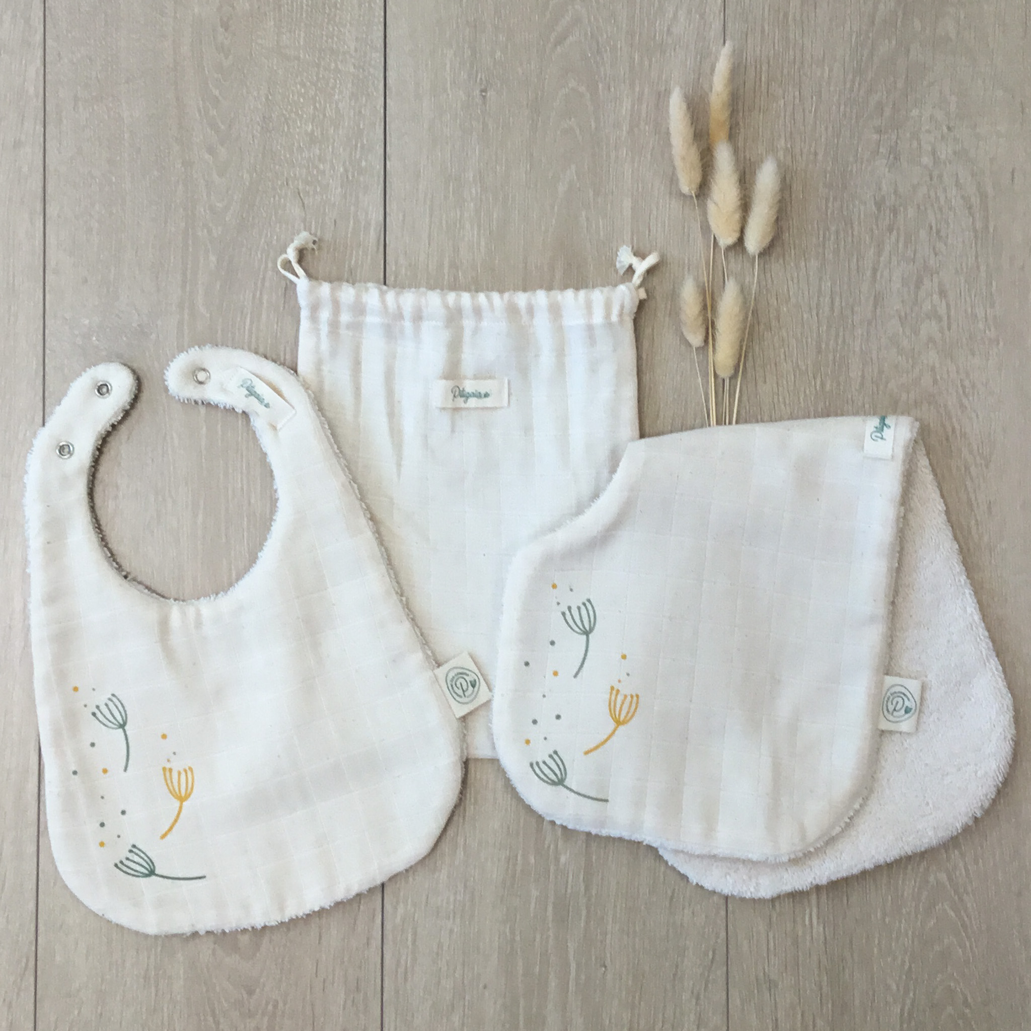 Duo de bavoirs en coton bio certifié GOTS Pitigaïa