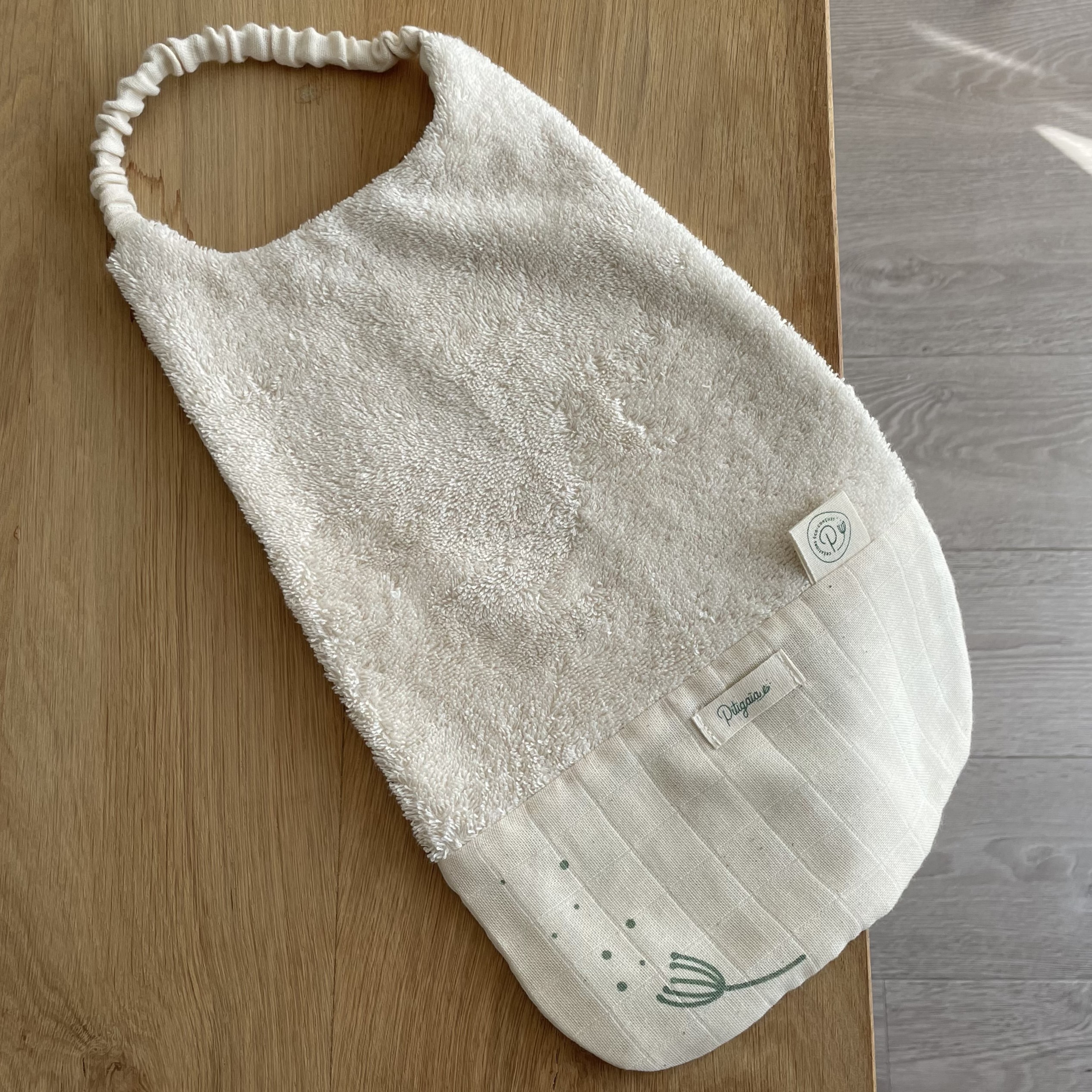 Serviette élastiquée en coton bio certifiée GOTS Pitigaïa écrue