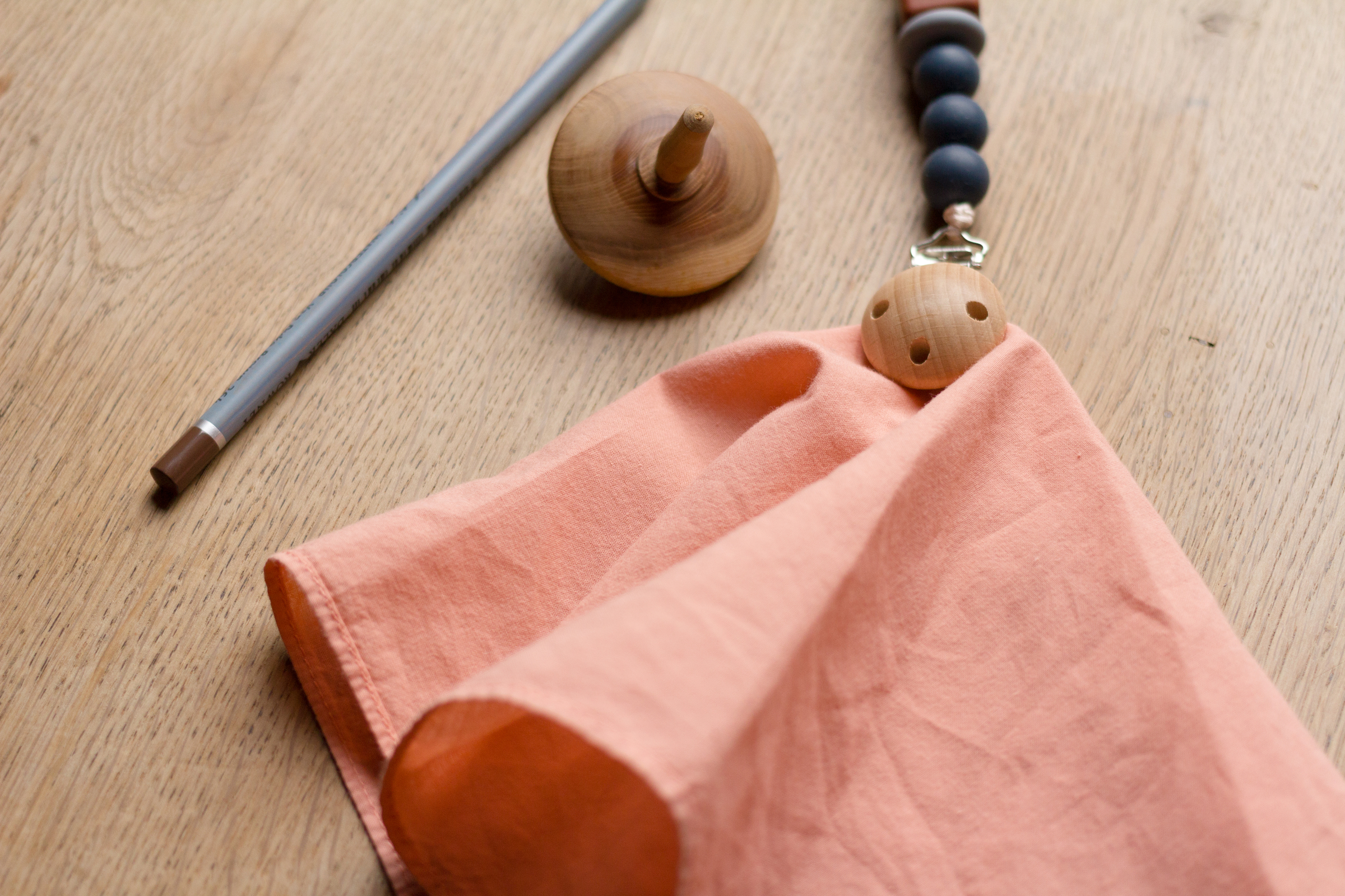 Duo de mouchoirs en tissu Demay manufacture, mouchoir en coton bio, fabriqué en France à Cholet.