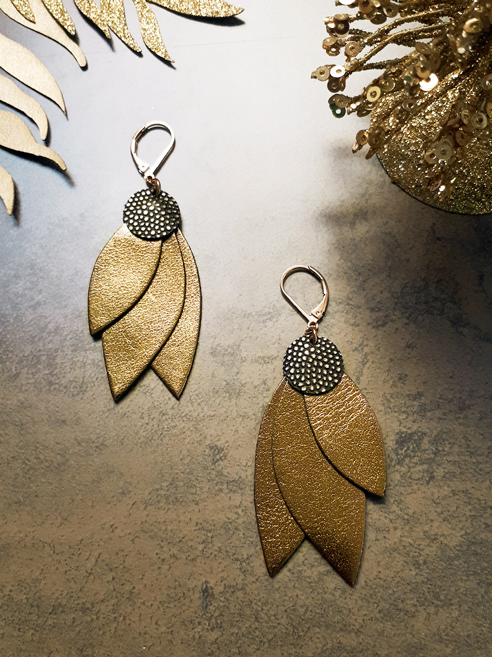 Boucles d'oreilles en cuir CELESTE Olive 3