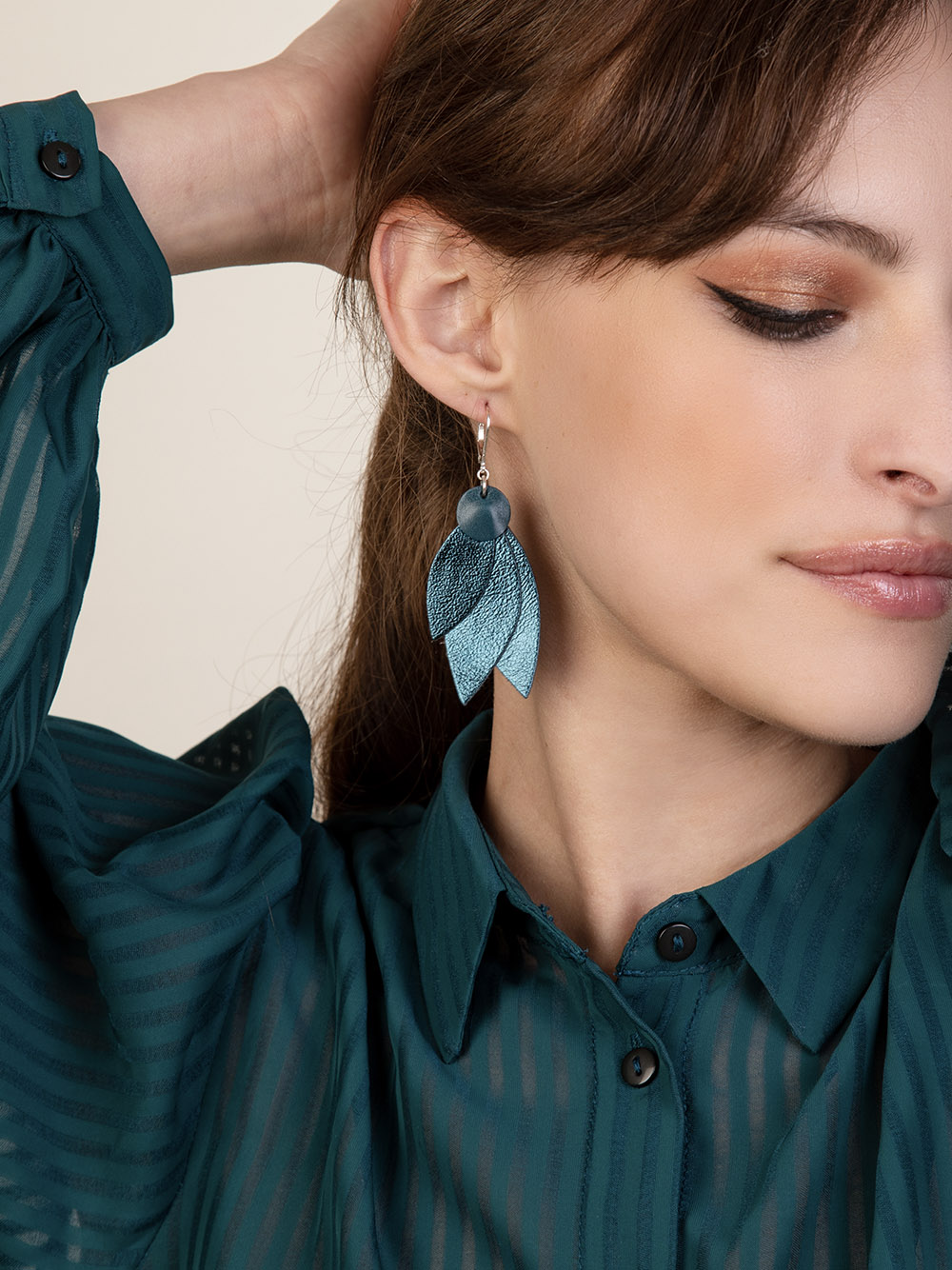 Boucles d'oreilles en cuir CELESTE Bleu pétrole 2