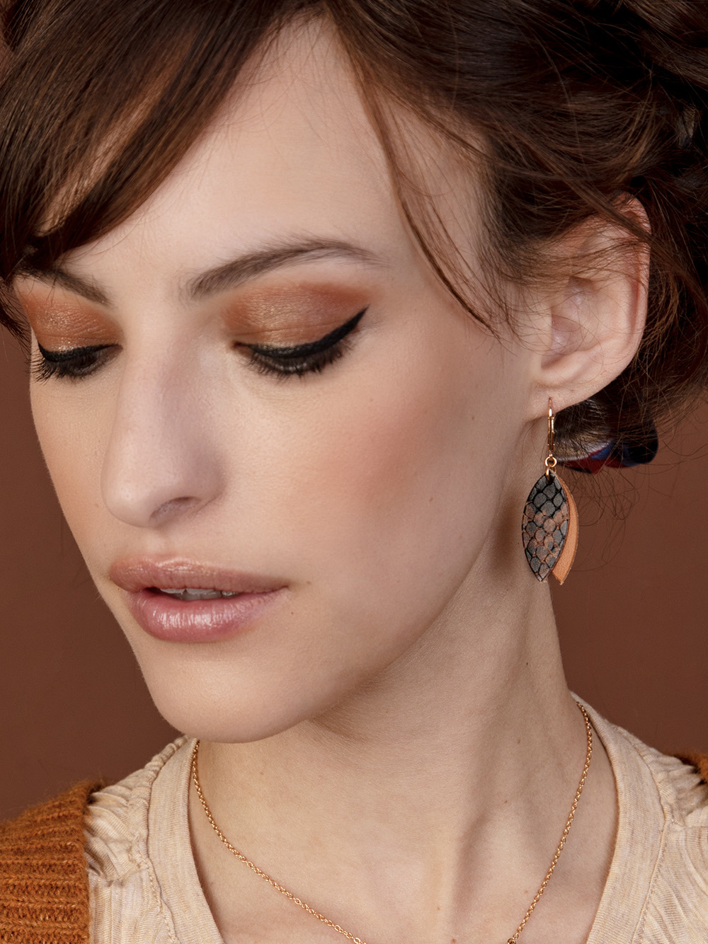 Boucles d'oreilles en cuir MINI-PETALE Caramel 2