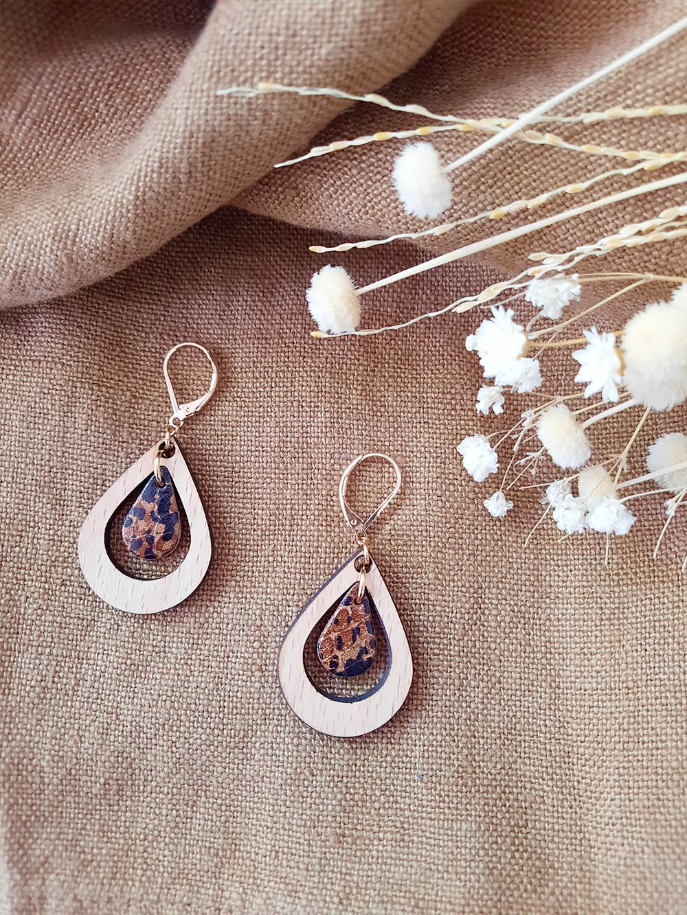 Boucles d'oreilles en bois AMANDE Caramel 3