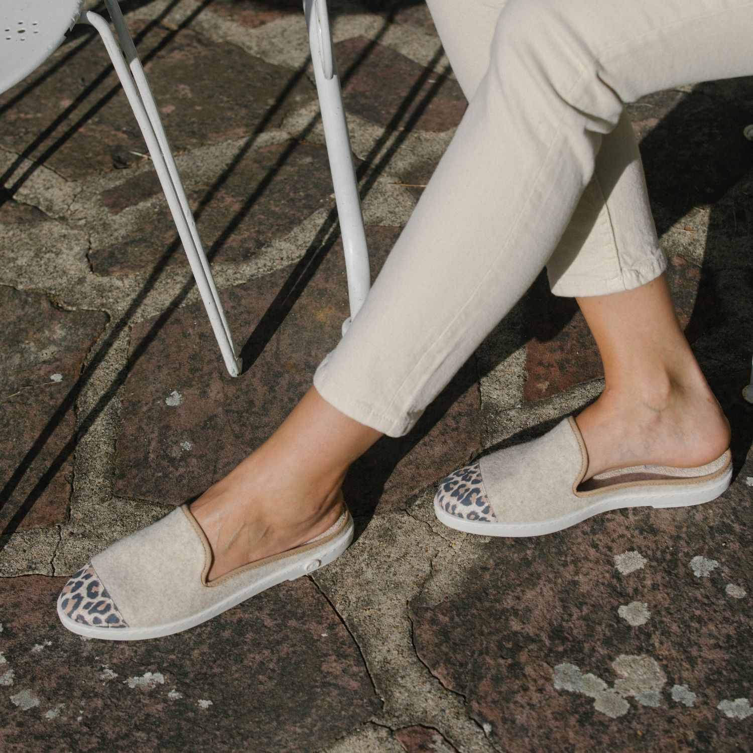 La mule en laine recyclée, beige léopard 4