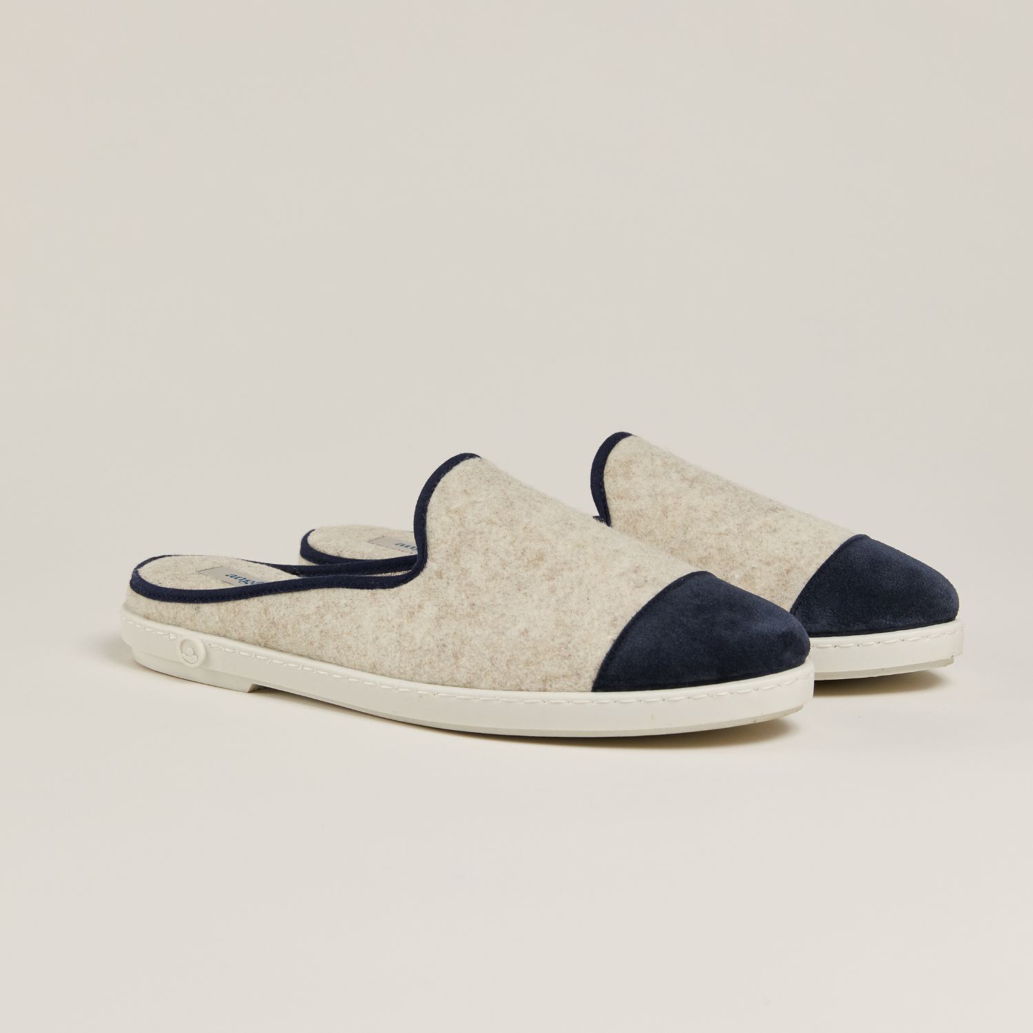 La mule en laine recyclée, beige marine 2