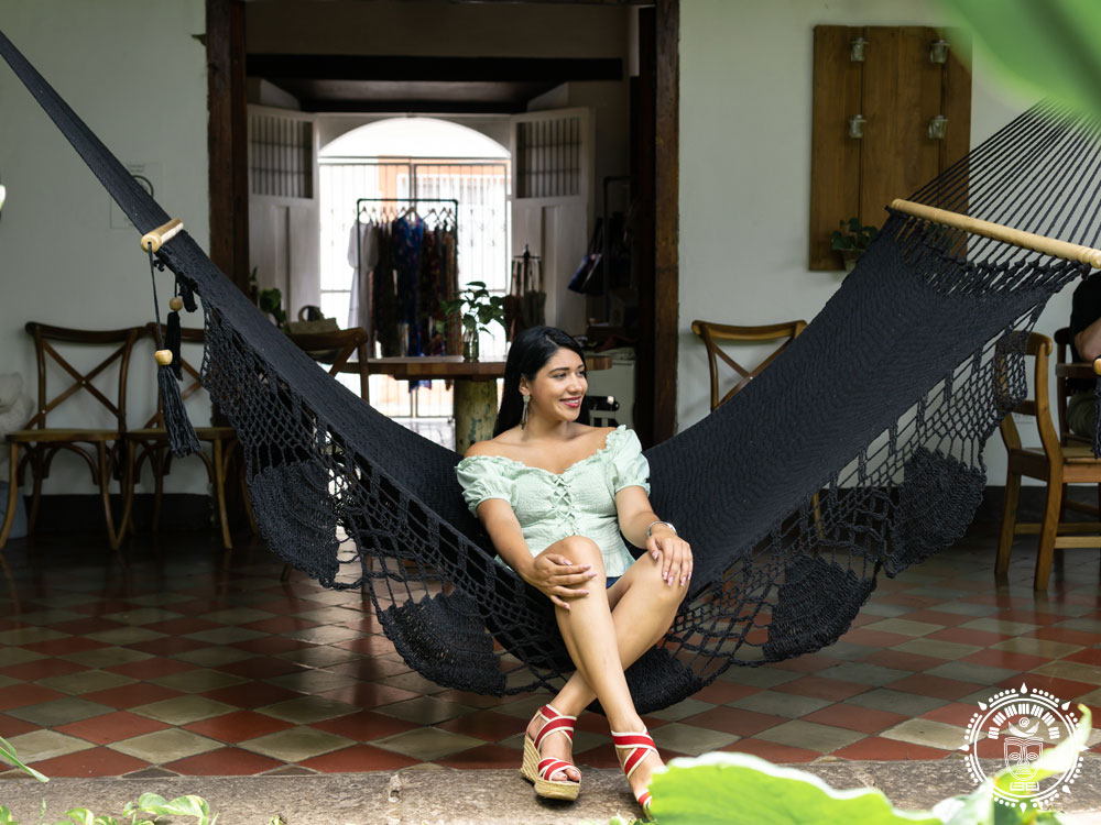 Hamac à barre noir en coton torsadé, poids max : 170kg