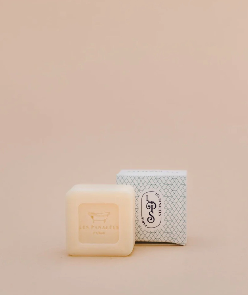 Baume solide hydratant pour le corps