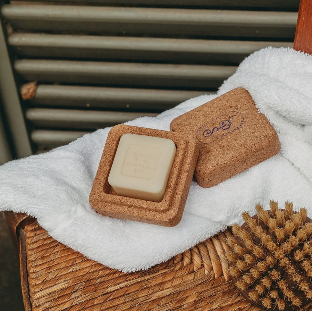 Baume solide hydratant pour le corps