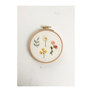 TAMBOUR BRODÉ - PETITES FLEURS - 14 CM