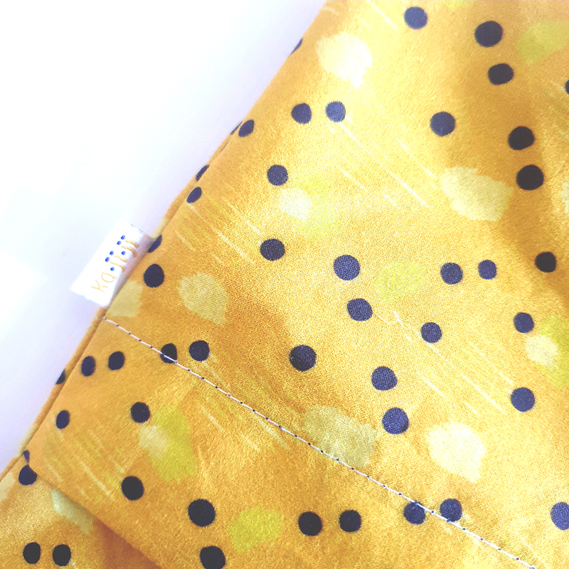 housse de bouillotte sèche aux graines de lin jaune