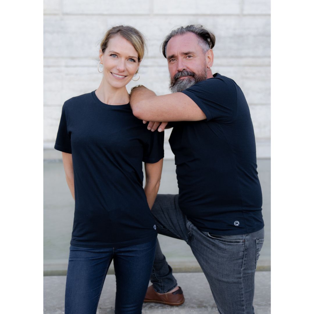 Le t-shirt français mixte bleu nuit | 100% coton bio 13