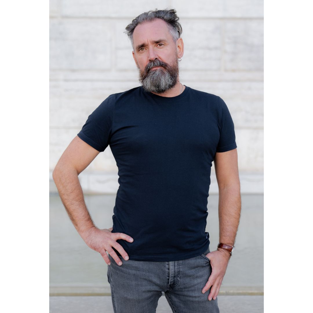 Le t-shirt français mixte bleu nuit | 100% coton bio 2